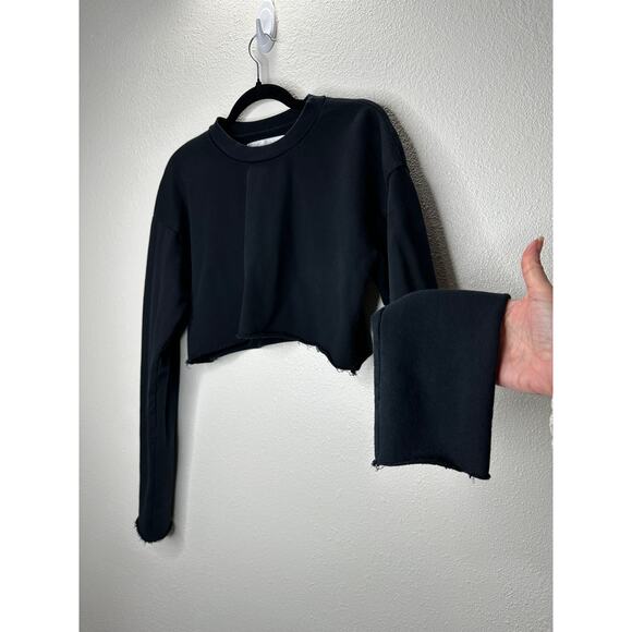 Lovers + Friends Laguna Black Round Neck Long Sleeve Raw Hem Crop Sweater S - Picture 6 of 15